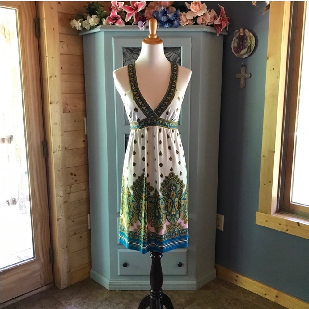 CITY TRIANGLES  Dress w/Tie Back SASH. Brand NEW!!